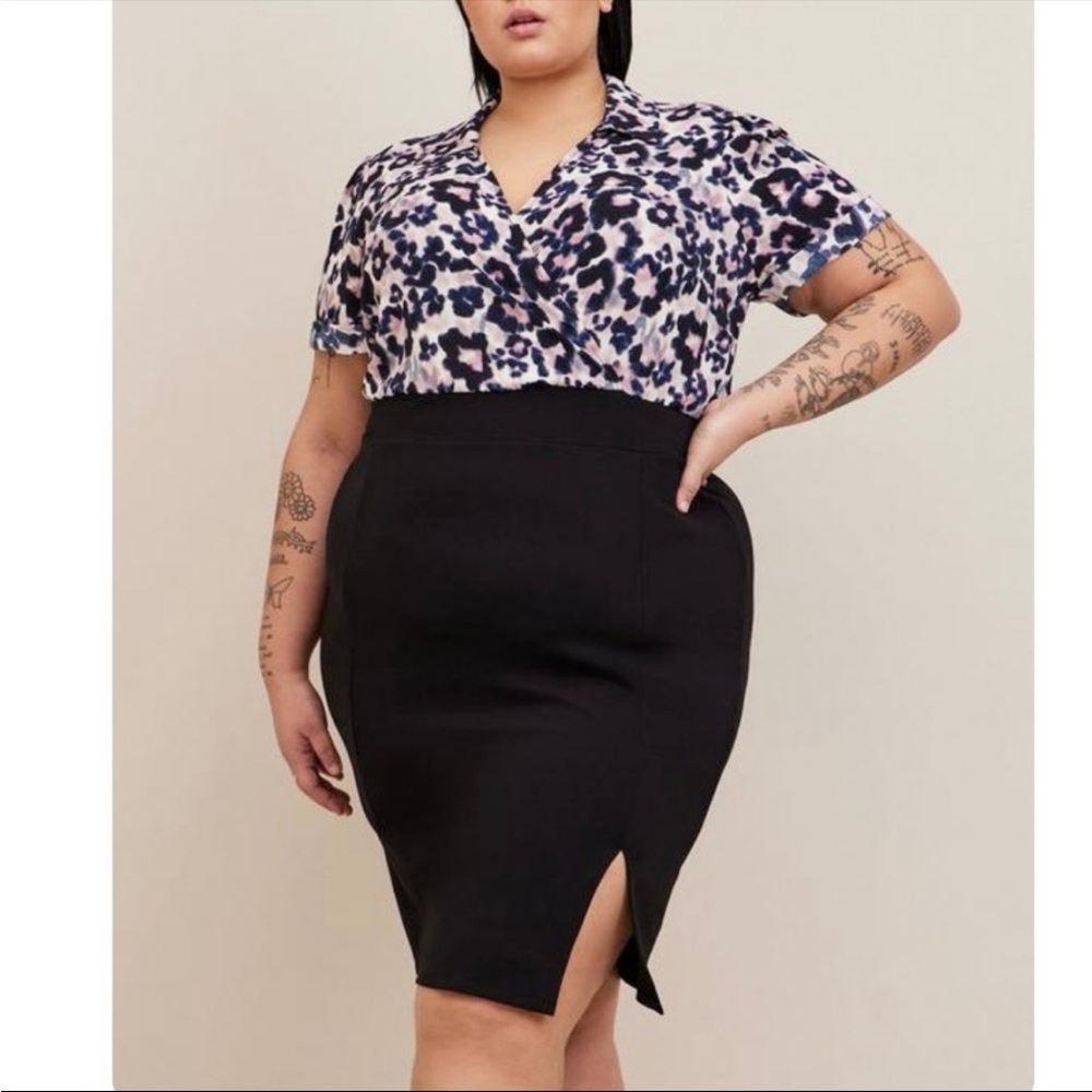 Torrid Black Floral‎ Ponte Studio Crepe Short Sleeve Bodycon Dress 3X